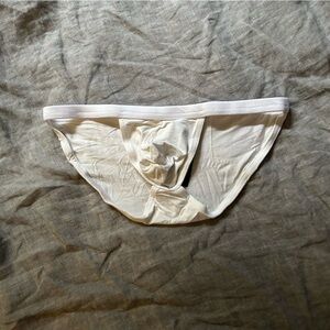 N2N Bodywear White High Cut Pouch Briefs Size Large NWT